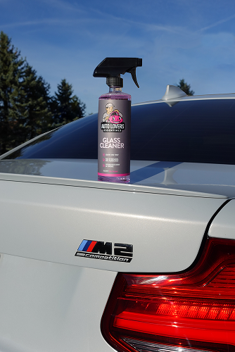 Tint-Safe Automotive Glass Cleaner – Streak-Free Pink Formula